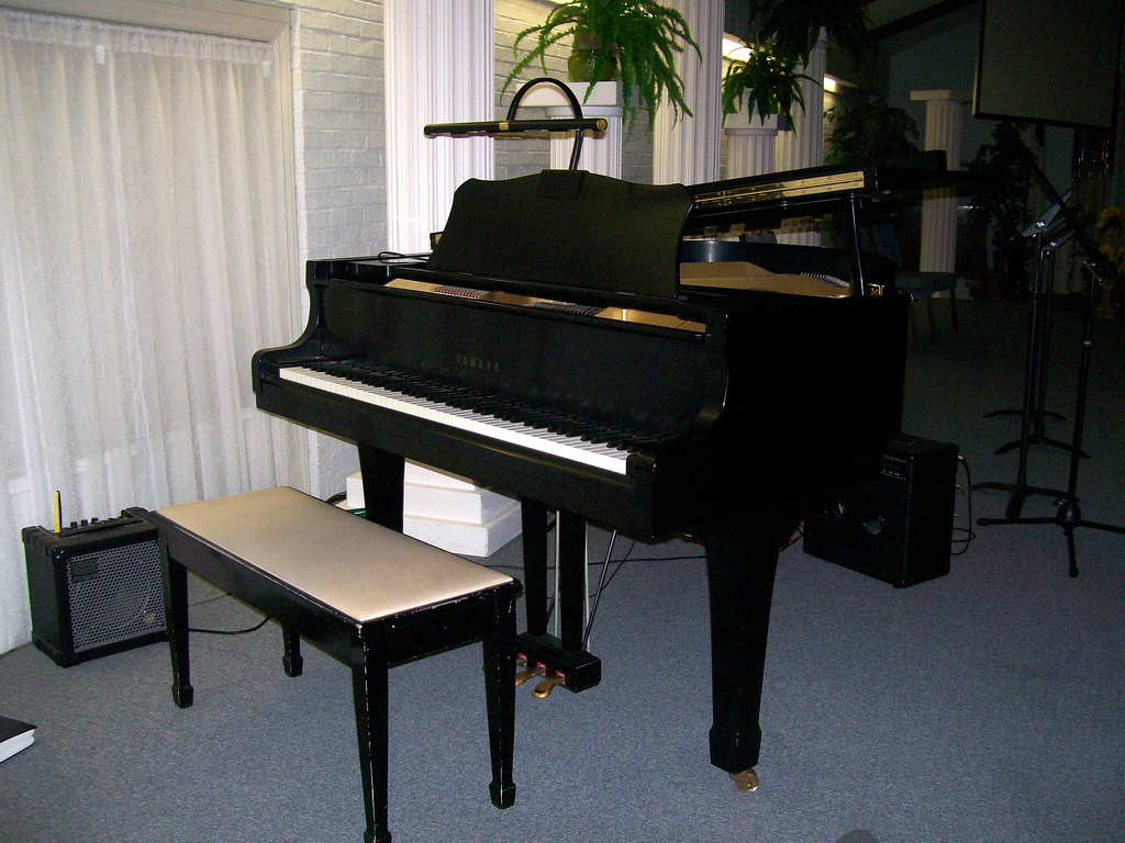 Piano Yamaha G2 Grand Church En Liberty, Missouri, Estados Unidos