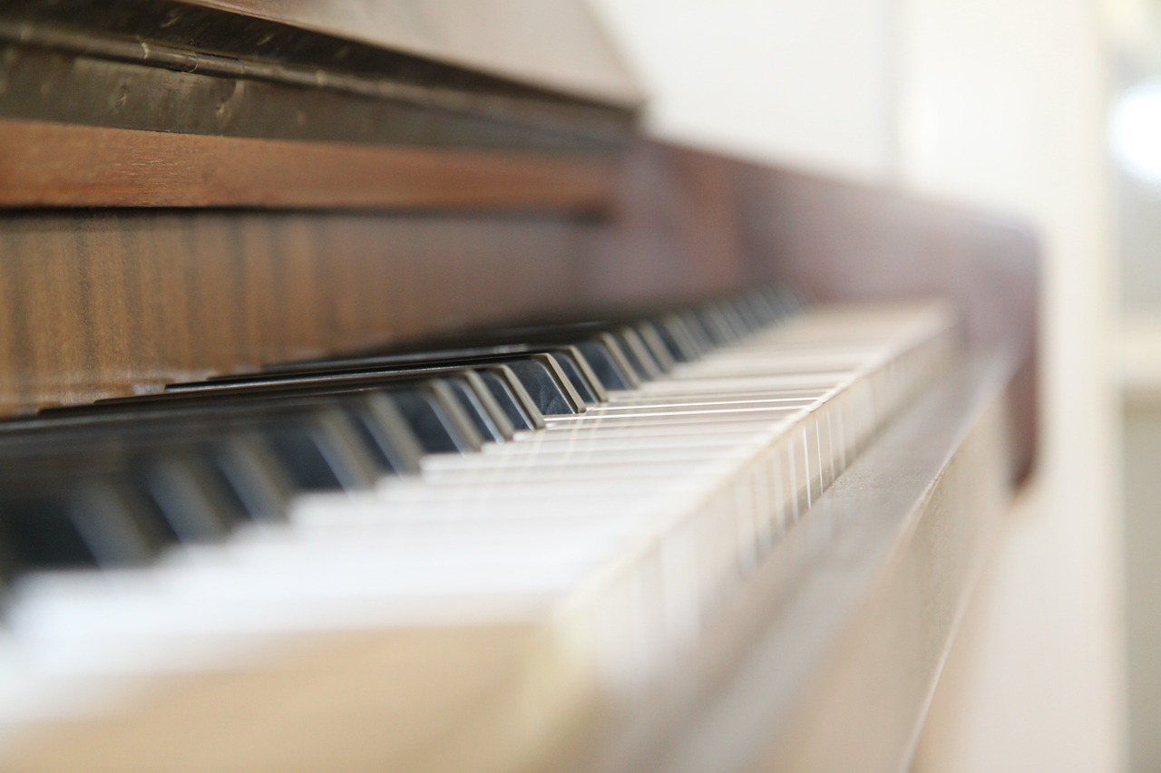 Piano de cola Sauter